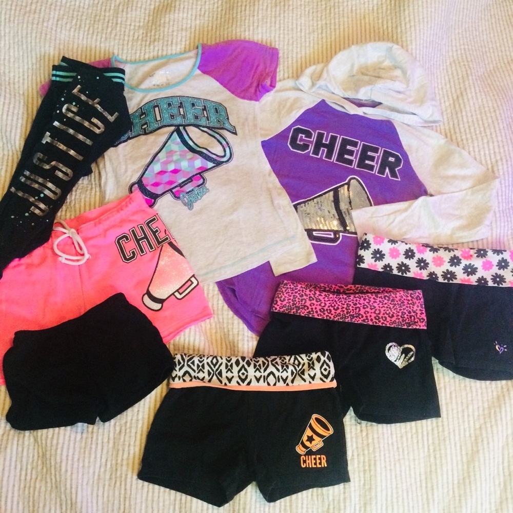 8 piece Justice cheer lot + bonus item!